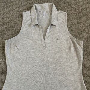 TravisMathew Majorca Sleeveless Polo - size L Heather Light Grey